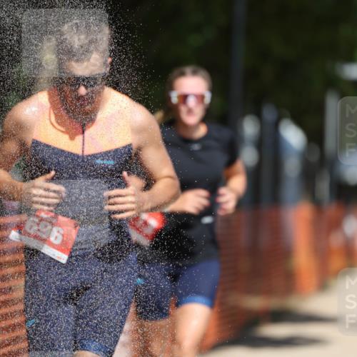 07.09.2025 - 19. Norderstedt Triathlon Michael Strokosch http://msf.ph/oto/8753125 07.09.2025 12:47:00 Laufen 696, 776, 1213, 1247 meine-sportfotos.de