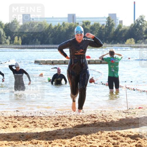 07.09.2025 - 19. Norderstedt Triathlon Luisa Fischer http://msf.ph/oto/8753131 07.09.2025 15:36:41 Schwimmen 1044, 1067, 1087, 1103, 1593 meine-sportfotos.de