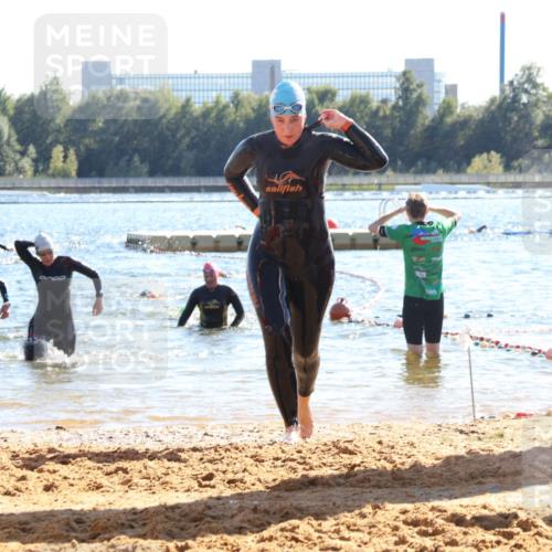 07.09.2025 - 19. Norderstedt Triathlon Luisa Fischer http://msf.ph/oto/8753135 07.09.2025 15:36:41 Schwimmen 1044, 1067, 1087, 1103, 1593 meine-sportfotos.de