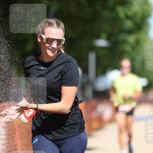 07.09.2025 - 19. Norderstedt Triathlon Michael Strokosch http://msf.ph/oto/8753147 07.09.2025 12:47:01 Laufen 696, 776, 1213, 1247 meine-sportfotos.de
