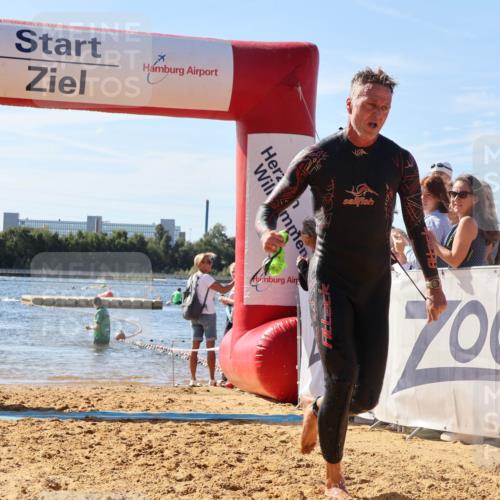 07.09.2025 - 19. Norderstedt Triathlon Luisa Fischer http://msf.ph/oto/8753164 07.09.2025 11:38:27 Schwimmen 791 meine-sportfotos.de