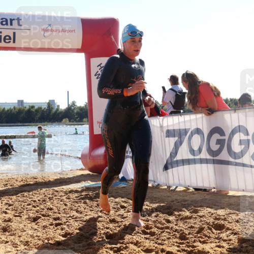 07.09.2025 - 19. Norderstedt Triathlon Luisa Fischer http://msf.ph/oto/8753168 07.09.2025 15:36:45 Schwimmen 1044, 1067, 1076, 1087, 1095, 1103 meine-sportfotos.de