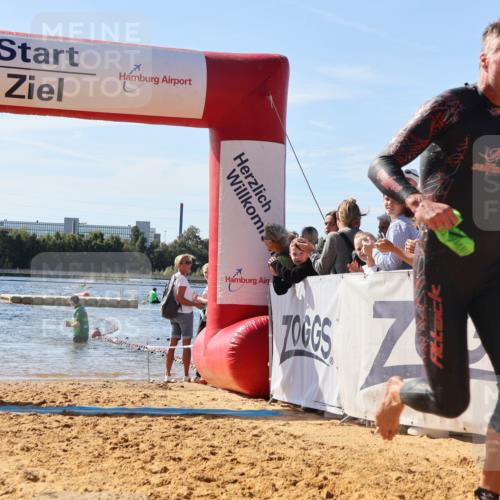 07.09.2025 - 19. Norderstedt Triathlon Luisa Fischer http://msf.ph/oto/8753169 07.09.2025 11:38:27 Schwimmen 791 meine-sportfotos.de