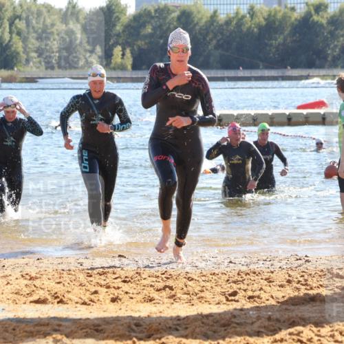 07.09.2025 - 19. Norderstedt Triathlon Luisa Fischer http://msf.ph/oto/8753174 07.09.2025 15:36:46 Schwimmen 1044, 1067, 1076, 1090, 1095, 1103 meine-sportfotos.de