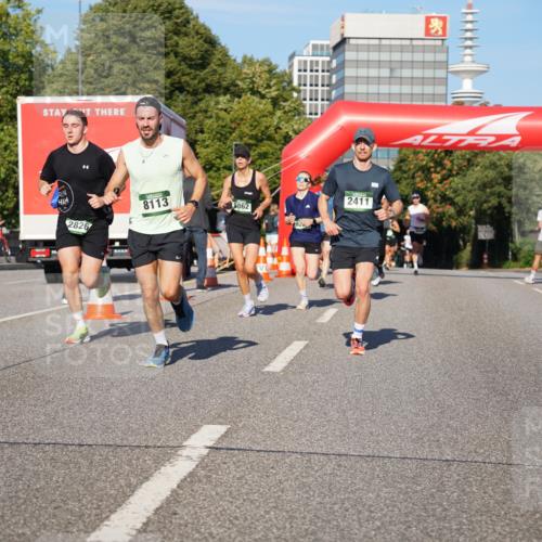 07.09.2025 - BARMER Alsterlauf Yannick Fuchs http://msf.ph/oto/8753176 07.09.2025 09:36:48 Laufen 2826, 8113, 5862, 262, 2411 meine-sportfotos.de