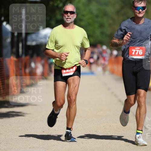 07.09.2025 - 19. Norderstedt Triathlon Michael Strokosch http://msf.ph/oto/8753199 07.09.2025 12:47:04 Laufen 696, 776, 1213, 1247 meine-sportfotos.de
