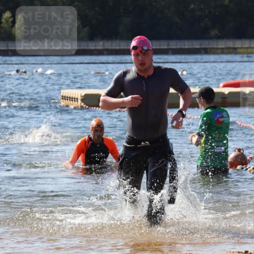 07.09.2025 - 19. Norderstedt Triathlon Luisa Fischer http://msf.ph/oto/8753222 07.09.2025 11:39:24 Schwimmen 168, 1346 meine-sportfotos.de