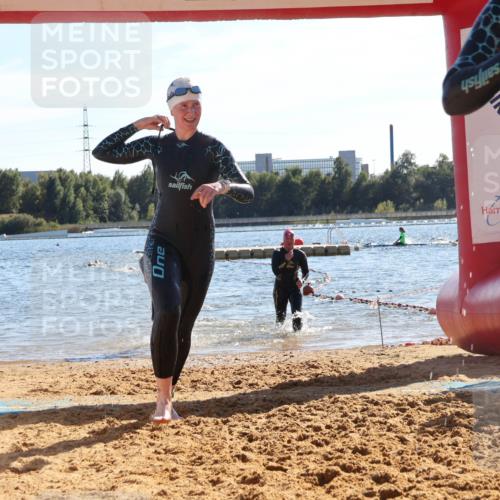 07.09.2025 - 19. Norderstedt Triathlon Luisa Fischer http://msf.ph/oto/8753237 07.09.2025 15:36:52 Schwimmen 1076, 1079, 1090, 1095, 1103 meine-sportfotos.de
