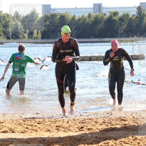 07.09.2025 - 19. Norderstedt Triathlon Luisa Fischer http://msf.ph/oto/8753246 07.09.2025 15:36:54 Schwimmen 1076, 1079, 1090, 1095, 1103 meine-sportfotos.de