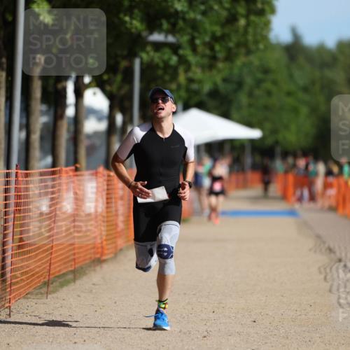 07.09.2025 - 19. Norderstedt Triathlon Michael Strokosch http://msf.ph/oto/8753274 07.09.2025 10:38:26 Laufen 1138, 1147 meine-sportfotos.de