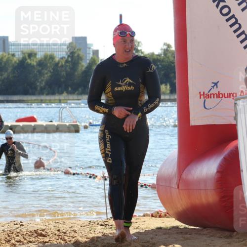 07.09.2025 - 19. Norderstedt Triathlon Luisa Fischer http://msf.ph/oto/8753284 07.09.2025 15:37:01 Schwimmen 1052, 1076, 1079, 1090, 1091, 1095 meine-sportfotos.de