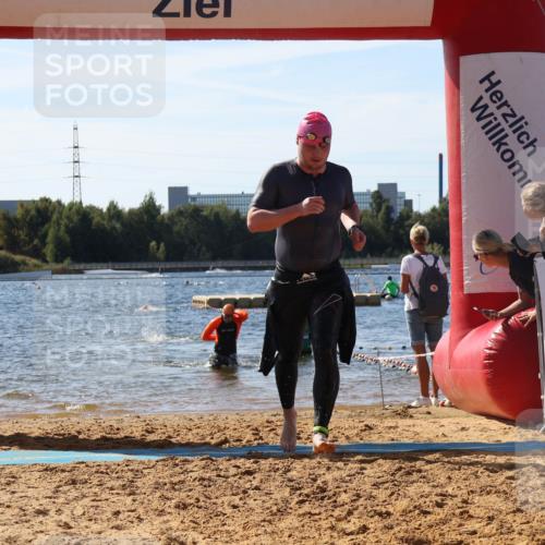 07.09.2025 - 19. Norderstedt Triathlon Luisa Fischer http://msf.ph/oto/8753291 07.09.2025 11:39:28 Schwimmen 168, 1346 meine-sportfotos.de