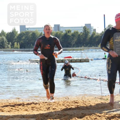 07.09.2025 - 19. Norderstedt Triathlon Luisa Fischer http://msf.ph/oto/8753294 07.09.2025 15:37:02 Schwimmen 1052, 1079, 1090, 1091, 1095 meine-sportfotos.de