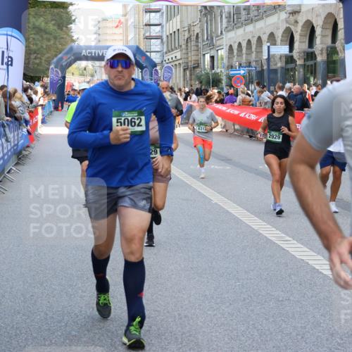 07.09.2025 - BARMER Alsterlauf Strokosch-Dieckow http://msf.ph/oto/8753354 07.09.2025 10:14:37 Ziel 2736, 3455, 3722, 3736, 3771, 3904, 4520, 4607, 4608, 4883, 5036, 5270, 5271, 5280, 5281, 6344, 6345, 8413 meine-sportfotos.de