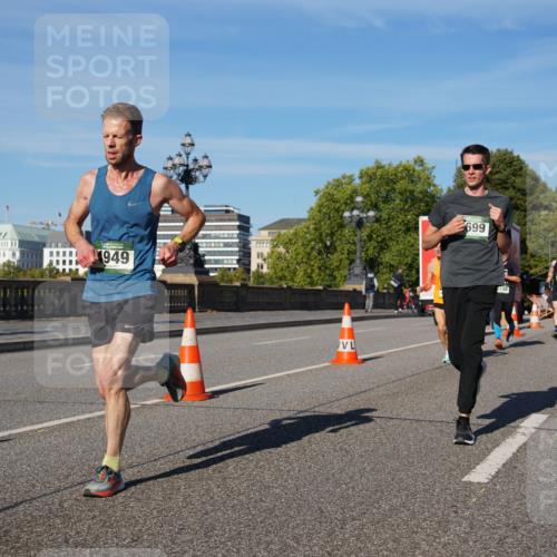 07.09.2025 - BARMER Alsterlauf Yannick Fuchs http://msf.ph/oto/8753418 07.09.2025 09:36:54 Laufen 1949, 699, 5108, 8040 meine-sportfotos.de
