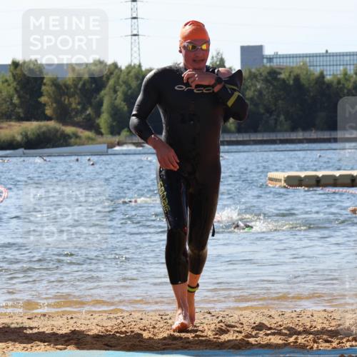 07.09.2025 - 19. Norderstedt Triathlon Luisa Fischer http://msf.ph/oto/8753459 07.09.2025 11:40:15 Schwimmen 1272 meine-sportfotos.de