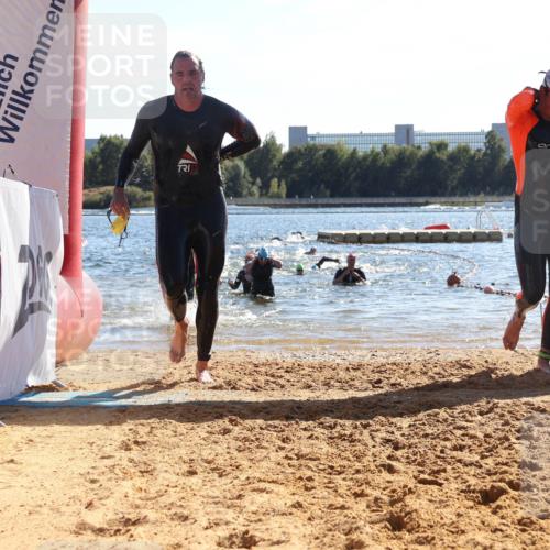 07.09.2025 - 19. Norderstedt Triathlon Luisa Fischer http://msf.ph/oto/8753464 07.09.2025 15:37:41 Schwimmen 1552, 1597, 1600, 1604 meine-sportfotos.de