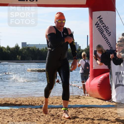 07.09.2025 - 19. Norderstedt Triathlon Luisa Fischer http://msf.ph/oto/8753483 07.09.2025 11:40:16 Schwimmen 1272 meine-sportfotos.de