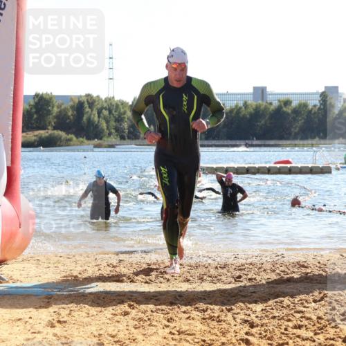 07.09.2025 - 19. Norderstedt Triathlon Luisa Fischer http://msf.ph/oto/8753484 07.09.2025 15:37:45 Schwimmen 1097, 1552, 1597, 1604 meine-sportfotos.de