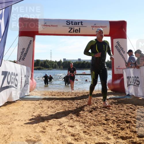 07.09.2025 - 19. Norderstedt Triathlon Luisa Fischer http://msf.ph/oto/8753503 07.09.2025 15:37:46 Schwimmen 1097, 1552, 1597, 1604 meine-sportfotos.de
