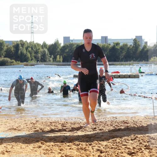 07.09.2025 - 19. Norderstedt Triathlon Luisa Fischer http://msf.ph/oto/8753511 07.09.2025 15:37:48 Schwimmen 1060, 1097, 1108, 1552, 1597, 1604 meine-sportfotos.de