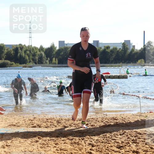 07.09.2025 - 19. Norderstedt Triathlon Luisa Fischer http://msf.ph/oto/8753514 07.09.2025 15:37:48 Schwimmen 1060, 1097, 1108, 1552, 1597, 1604 meine-sportfotos.de
