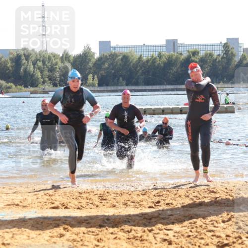 07.09.2025 - 19. Norderstedt Triathlon Luisa Fischer http://msf.ph/oto/8753533 07.09.2025 15:37:51 Schwimmen 1046, 1060, 1097, 1108, 1552, 1597, 1604 meine-sportfotos.de