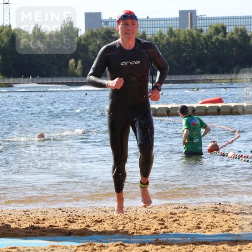 07.09.2025 - 19. Norderstedt Triathlon Luisa Fischer http://msf.ph/oto/8753541 07.09.2025 11:40:33 Schwimmen 226, 824 meine-sportfotos.de