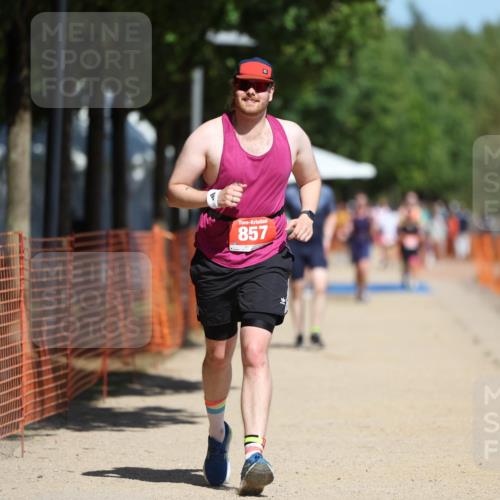 07.09.2025 - 19. Norderstedt Triathlon Michael Strokosch http://msf.ph/oto/8753548 07.09.2025 12:47:40 Laufen 857 meine-sportfotos.de