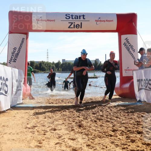 07.09.2025 - 19. Norderstedt Triathlon Luisa Fischer http://msf.ph/oto/8753553 07.09.2025 15:37:53 Schwimmen 1046, 1060, 1097, 1108, 1552, 1572, 1597, 1604 meine-sportfotos.de