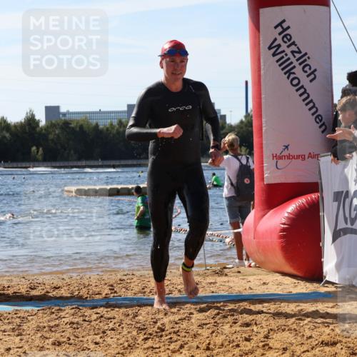 07.09.2025 - 19. Norderstedt Triathlon Luisa Fischer http://msf.ph/oto/8753562 07.09.2025 11:40:34 Schwimmen 226, 824 meine-sportfotos.de