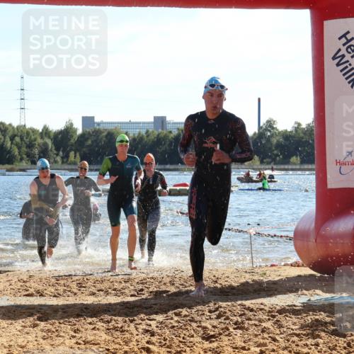 07.09.2025 - 19. Norderstedt Triathlon Luisa Fischer http://msf.ph/oto/8753593 07.09.2025 15:37:59 Schwimmen 1046, 1049, 1060, 1078, 1084, 1097, 1108, 1572, 1590, 1626, 1629 meine-sportfotos.de
