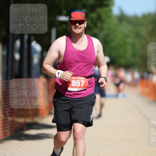 07.09.2025 - 19. Norderstedt Triathlon Michael Strokosch http://msf.ph/oto/8753601 07.09.2025 12:47:42 Laufen 857 meine-sportfotos.de