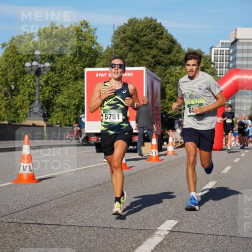 07.09.2025 - BARMER Alsterlauf Yannick Fuchs http://msf.ph/oto/8753617 07.09.2025 09:36:58 Laufen 5751 meine-sportfotos.de