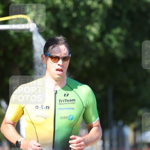 07.09.2025 - 19. Norderstedt Triathlon Michael Strokosch http://msf.ph/oto/8753678 07.09.2025 14:51:48 Laufen 394, 1028 meine-sportfotos.de
