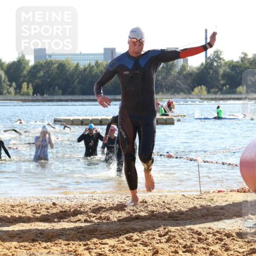 07.09.2025 - 19. Norderstedt Triathlon Luisa Fischer http://msf.ph/oto/8753701 07.09.2025 15:38:10 Schwimmen 1049, 1078, 1083, 1084, 1086, 1572, 1590, 1594, 1595, 1626, 1629 meine-sportfotos.de