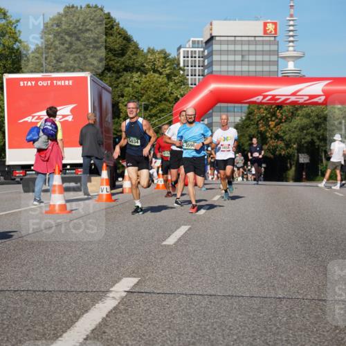 07.09.2025 - BARMER Alsterlauf Yannick Fuchs http://msf.ph/oto/8753743 07.09.2025 09:37:04 Laufen 5034, 3596, 3458, 8154 meine-sportfotos.de