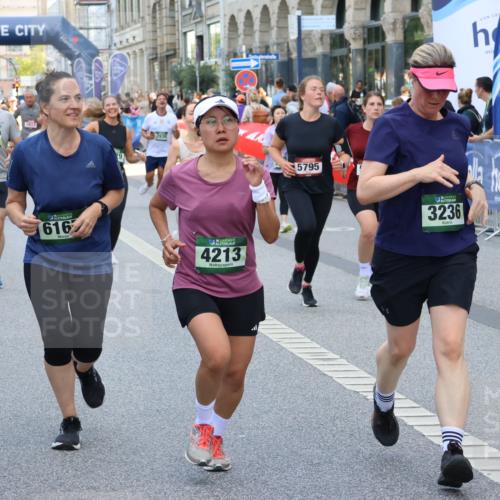 07.09.2025 - BARMER Alsterlauf Strokosch-Dieckow http://msf.ph/oto/8753750 07.09.2025 10:14:31 Ziel 2621, 2736, 2825, 3455, 3466, 3736, 3851, 3904, 4607, 4608, 4630, 4725, 4734, 4742, 4845, 4883, 5036, 5280, 5281, 6344, 6345, 8296 meine-sportfotos.de