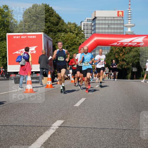 07.09.2025 - BARMER Alsterlauf Yannick Fuchs http://msf.ph/oto/8753754 07.09.2025 09:37:04 Laufen 5034, 3596, 3458, 8154 meine-sportfotos.de