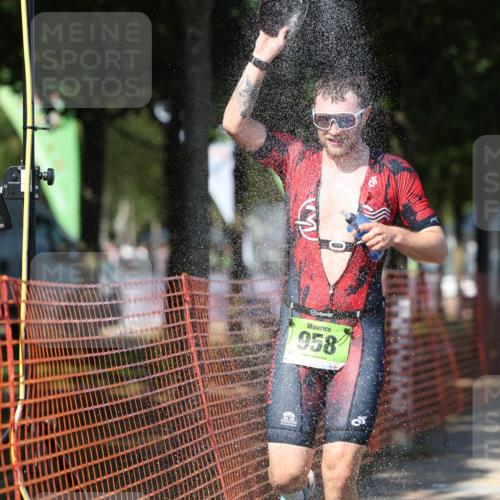 07.09.2025 - 19. Norderstedt Triathlon Michael Strokosch http://msf.ph/oto/8753801 07.09.2025 14:51:58 Laufen 394, 958 meine-sportfotos.de
