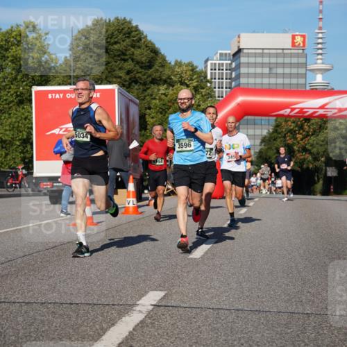 07.09.2025 - BARMER Alsterlauf Yannick Fuchs http://msf.ph/oto/8753802 07.09.2025 09:37:05 Laufen 5034, 3596, 345 meine-sportfotos.de