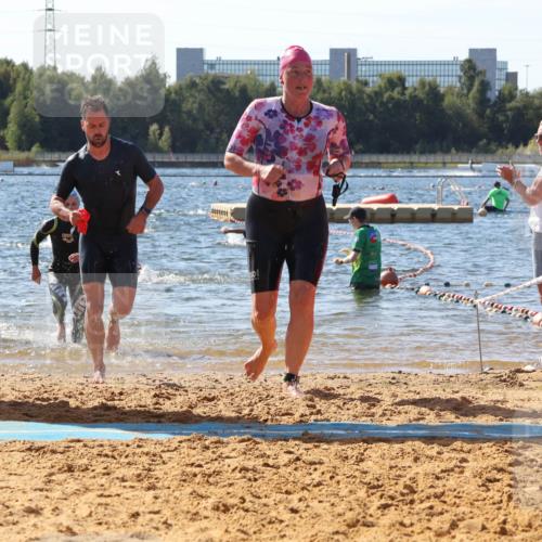 07.09.2025 - 19. Norderstedt Triathlon Luisa Fischer http://msf.ph/oto/8753807 07.09.2025 11:41:40 Schwimmen 245, 302, 792, 1249, 1386 meine-sportfotos.de