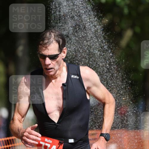 07.09.2025 - 19. Norderstedt Triathlon Michael Strokosch http://msf.ph/oto/8753815 07.09.2025 12:01:37 Laufen 148, 774, 1178, 1301, 1334 meine-sportfotos.de