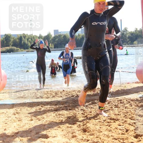 07.09.2025 - 19. Norderstedt Triathlon Luisa Fischer http://msf.ph/oto/8753826 07.09.2025 15:38:20 Schwimmen 1057, 1083, 1093, 1098, 1104, 1107, 1595, 1624 meine-sportfotos.de