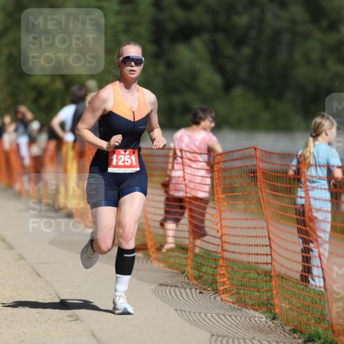 07.09.2025 - 19. Norderstedt Triathlon Michael Strokosch http://msf.ph/oto/8753828 07.09.2025 12:47:59 Laufen 216, 1251, 1315 meine-sportfotos.de