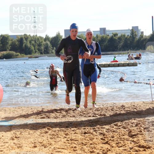 07.09.2025 - 19. Norderstedt Triathlon Luisa Fischer http://msf.ph/oto/8753849 07.09.2025 15:38:22 Schwimmen 1057, 1083, 1093, 1098, 1104, 1107, 1571, 1595, 1624 meine-sportfotos.de