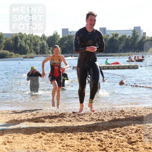 07.09.2025 - 19. Norderstedt Triathlon Luisa Fischer http://msf.ph/oto/8753868 07.09.2025 15:38:26 Schwimmen 1057, 1063, 1083, 1093, 1098, 1104, 1107, 1571, 1624 meine-sportfotos.de