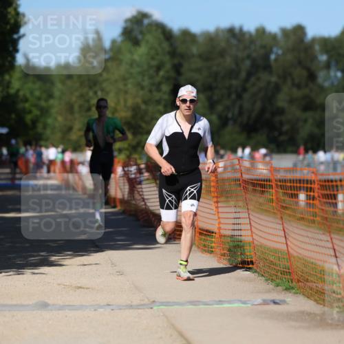 07.09.2025 - 19. Norderstedt Triathlon Michael Strokosch http://msf.ph/oto/8753890 07.09.2025 14:52:07 Laufen 361, 1014 meine-sportfotos.de