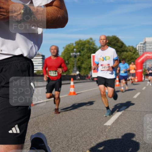 07.09.2025 - BARMER Alsterlauf Yannick Fuchs http://msf.ph/oto/8753894 07.09.2025 09:37:09 Laufen 36, 472, 1500, 1154, 3458 meine-sportfotos.de