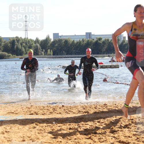 07.09.2025 - 19. Norderstedt Triathlon Luisa Fischer http://msf.ph/oto/8753899 07.09.2025 15:38:29 Schwimmen 1057, 1063, 1093, 1098, 1104, 1107, 1570, 1571, 1586, 1606, 1624 meine-sportfotos.de